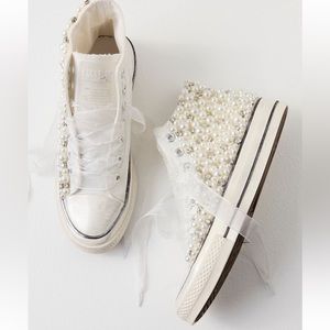 Pearl Crush Hi Top Sneaker